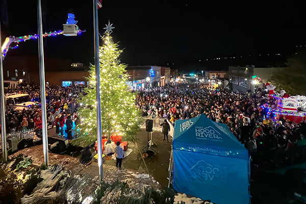 Downtown Hood River Christmas Tree Lighting